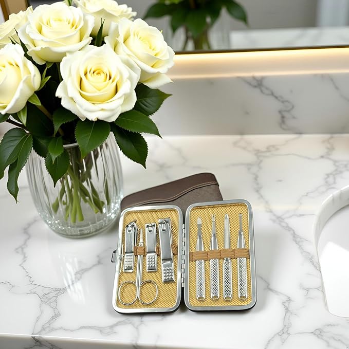 Manicure Set for Men and Women - огляд і ціна Mens Grooming Kit Case