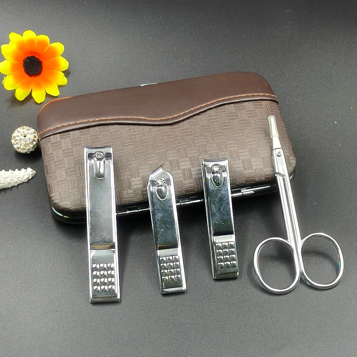 Manicure Set for Men and Women - огляд і ціна Mens Grooming Kit Case